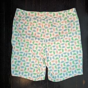 Talbot's Size 16 Daisy Print Perfect Short